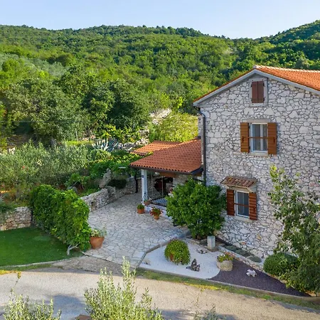 Haus Salakova A Lovely Vintage Stone House Vikendica Rabac